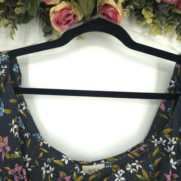 a.n.a. A New Approach Gray Lilith Floral Print Peasant Top Size 2X NWT - Picture 3 of 10